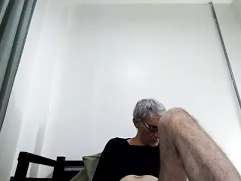 Snapshot of BIGUNCUTHARDCOCK chatting on March 21, 2025, 6:49 am BIGUNCUTHARDCOCK online show from March 21, 2025, 6:49 am