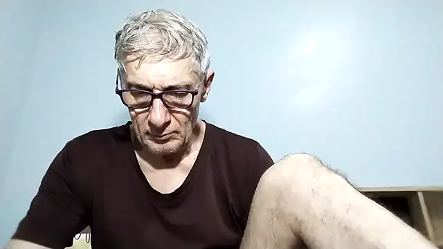 Snapshot of BIGUNCUTHARDCOCK chatting on September 14, 2025, 1:05 am BIGUNCUTHARDCOCK online show from September 14, 2025, 1:05 am