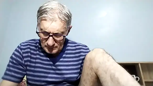 Snapshot of BIGUNCUTHARDCOCK chatting on September 20, 2025, 1:17 am BIGUNCUTHARDCOCK online show from September 20, 2025, 1:17 am