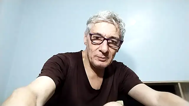 Snapshot of BIGUNCUTHARDCOCK chatting on September 26, 2025, 1:09 am BIGUNCUTHARDCOCK online show from September 26, 2025, 1:09 am