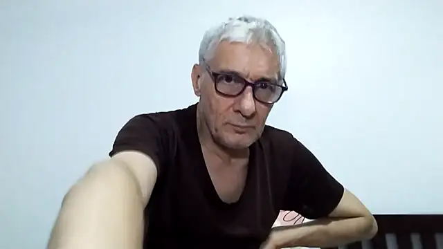 BIGUNCUTHARDCOCK online show from February 2, 2026, 1:21 pm