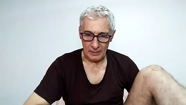 BIGUNCUTHARDCOCK online show from February 10, 2026, 1:32 am