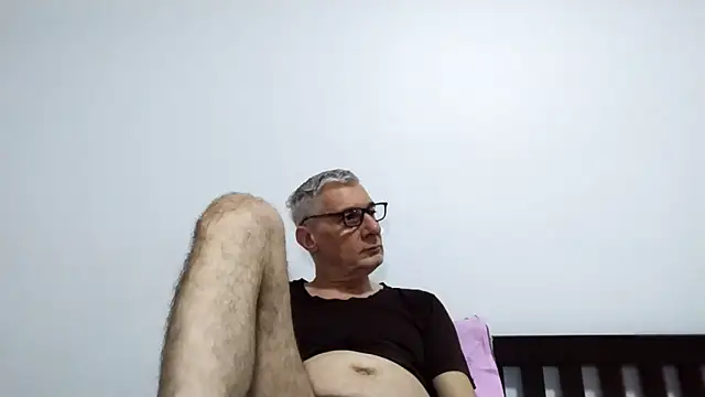 BIGUNCUTHARDCOCK online show from March 12, 2026, 1:12 am