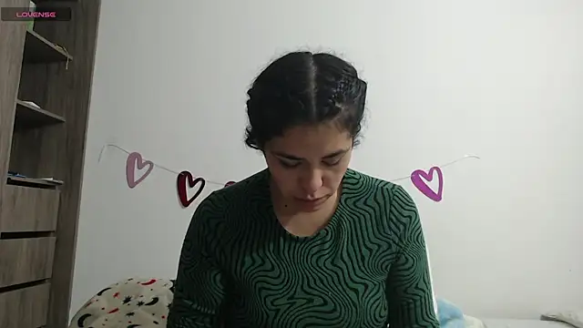 Anne purple online show from February 14, 2025, 7:02 pm