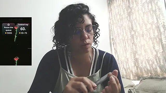 Anne purple online show from September 15, 2025, 3:23 pm