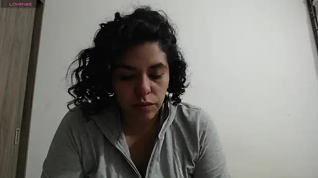 Anne purple online show from October 3, 2025, 4:48 pm