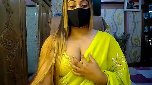 Snapshot of SohanaSabaSexy chatting on October 10, 2025, 5:12 pm SohanaSabaSexy online show from October 10, 2025, 5:12 pm