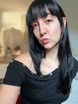 Snapshot of _Juliette chatting on March 20, 2026, 9:36 am Juliette online show from March 20, 2026, 9:36 am