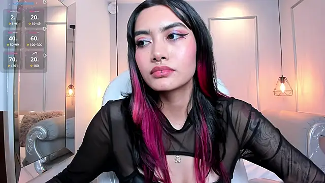 AzuraKindong online show from January 30, 2025, 1:33 am