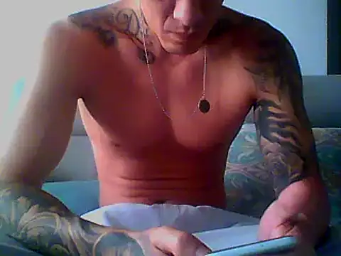 Skater29xx2 online show from February 18, 2025, 3:10 pm