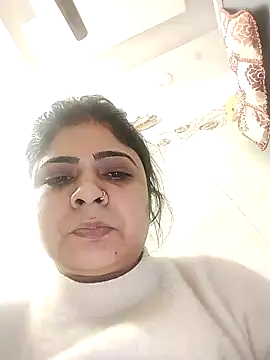 Snapshot of Husnpari20 chatting on December 20, 2024, 9:32 am Husnpari20 online show from December 20, 2024, 9:32 am