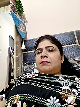 Husnpari20 online show from April 1, 2026, 5:19 am