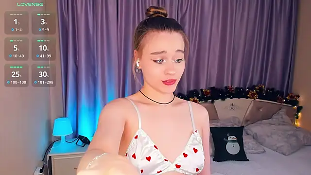 Snapshot of CedelKyngi chatting on January 13, 2025, 10:36 am CedelKyngi online show from January 13, 2025, 10:36 am