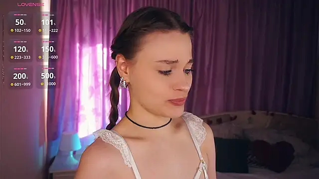 Snapshot of CedelKyngi chatting on February 28, 2025, 7:37 am CedelKyngi online show from February 28, 2025, 7:37 am