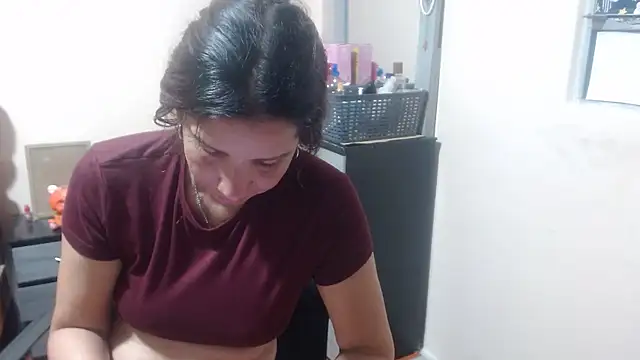 Ainhoa-hot online show from January 6, 2026, 4:16 am