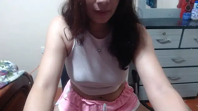 Snapshot of Ainhoa-hot chatting on May 9, 2026, 3:23 am Ainhoa-hot online show from May 9, 2026, 3:23 am