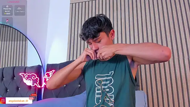 Angel esteban fx online show from March 29, 2026, 9:37 pm