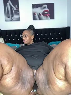 Snapshot of MsWhiteChocolatte chatting on March 11, 2026, 5:30 pm MsWhiteChocolatte online show from March 11, 2026, 5:30 pm