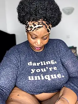 Snapshot of MsWhiteChocolatte chatting on March 27, 2026, 5:23 pm MsWhiteChocolatte online show from March 27, 2026, 5:23 pm