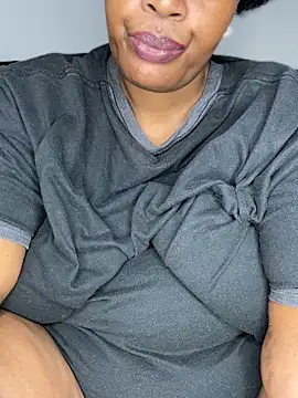 Snapshot of MsWhiteChocolatte chatting on April 1, 2026, 5:21 pm MsWhiteChocolatte online show from April 1, 2026, 5:21 pm