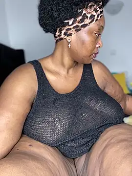 Snapshot of MsWhiteChocolatte chatting on April 4, 2026, 5:10 pm MsWhiteChocolatte online show from April 4, 2026, 5:10 pm