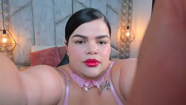 Snapshot of Sara_Thompsoon chatting on March 10, 2026, 11:59 am Sara Thompsoon online show from March 10, 2026, 11:59 am