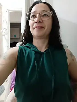 Snapshot of emilypoppy3 chatting on July 16, 2026, 7:09 pm emilypoppy3 online show from July 16, 2026, 7:09 pm
