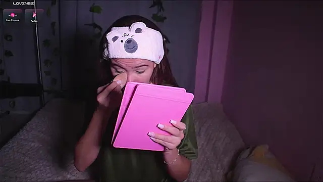 IsabellaFerreiraa online show from February 7, 2025, 6:03 am