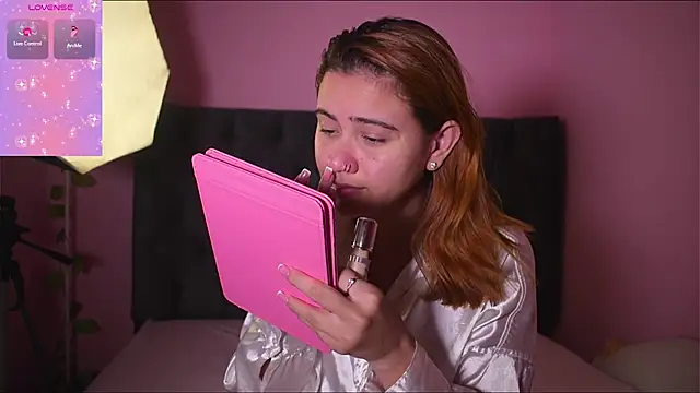 IsabellaFerreiraa online show from March 21, 2025, 11:22 am