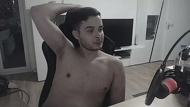 SharkLuigi online show from January 25, 2025, 11:11 pm