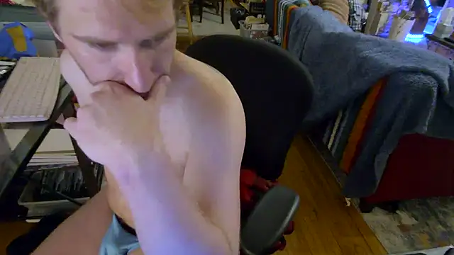 ryderswell123 online show from January 31, 2025, 2:37 am