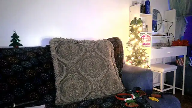 Snapshot of samone9 chatting on December 21, 2025, 11:12 pm samone9 online show from December 21, 2025, 11:12 pm