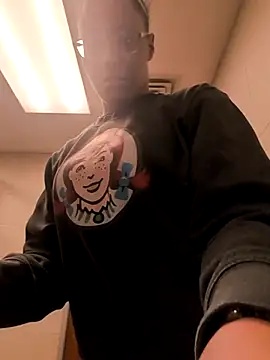 Snapshot of samone9 chatting on February 18, 2026, 12:23 pm samone9 online show from February 18, 2026, 12:23 pm