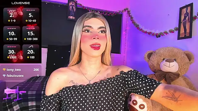 rosedewitt online show from February 12, 2025, 10:56 am