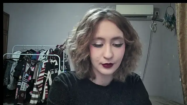 Snapshot of JoannaTompson chatting on December 15, 2024, 6:15 pm JoannaTompson online show from December 15, 2024, 6:15 pm