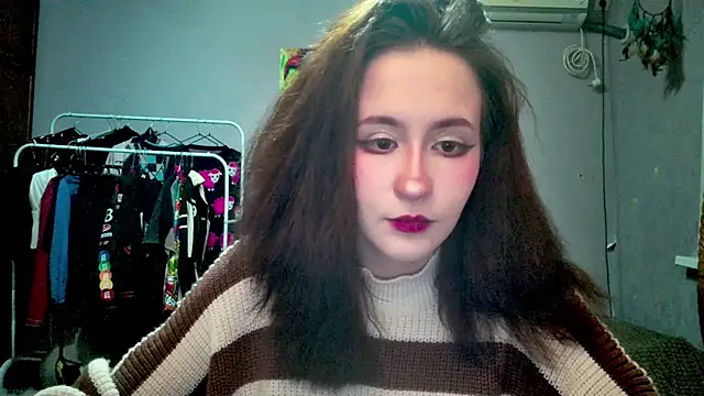 Snapshot of JoannaTompson chatting on October 4, 2025, 10:52 pm JoannaTompson online show from October 4, 2025, 10:52 pm