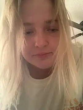 Snapshot of cammy2 chatting on February 26, 2025, 6:00 pm cammy2 online show from February 26, 2025, 6:00 pm