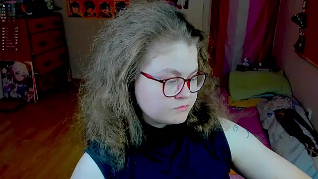 Snapshot of Sashy_Way chatting on July 7, 2026, 10:25 pm Sashy Way online show from July 7, 2026, 10:25 pm