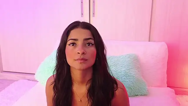 Snapshot of Yues050600 chatting on December 13, 2024, 1:26 am Yues050600 online show from December 13, 2024, 1:26 am