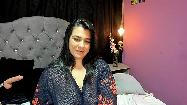 martina foxy  online show from February 26, 2025, 9:37 pm