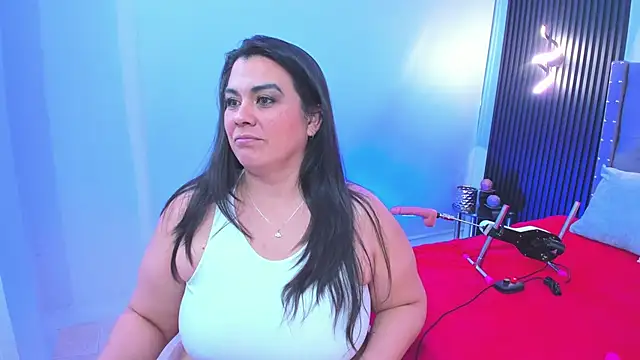 martina foxy  online show from October 30, 2025, 12:12 am