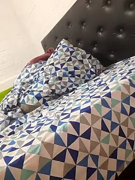 Snapshot of TuBandi2 chatting on March 3, 2025, 1:53 am TuBandi2 online show from March 3, 2025, 1:53 am