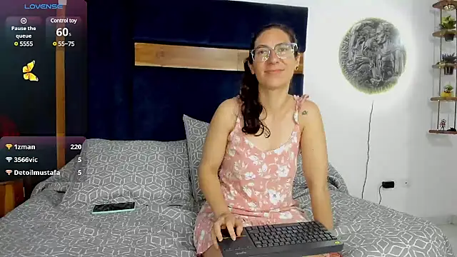 Andromeda-jade online show from December 28, 2024, 8:16 am