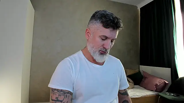 BlowMyXXL online show from January 7, 2025, 10:32 am