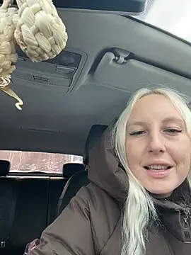 Snapshot of MerlinDave chatting on March 17, 2026, 1:21 am MerlinDave online show from March 17, 2026, 1:21 am