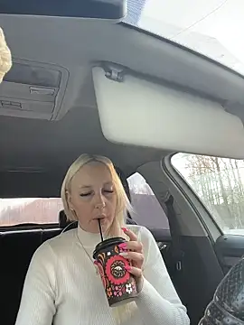 Snapshot of MerlinDave chatting on March 26, 2026, 1:55 am MerlinDave online show from March 26, 2026, 1:55 am