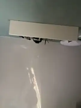 Snapshot of MerlinDave chatting on April 4, 2026, 2:21 am MerlinDave online show from April 4, 2026, 2:21 am