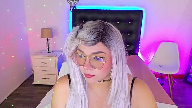 Cuckold lover69 online show from December 18, 2024, 3:58 am