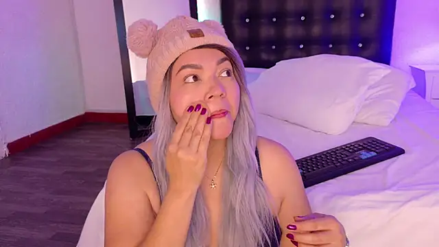 Cuckold lover69 online show from December 18, 2025, 1:50 pm