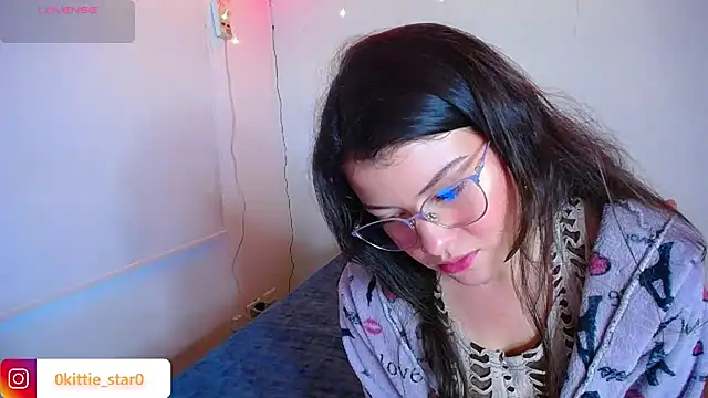 juli05star20 online show from December 20, 2024, 10:43 pm